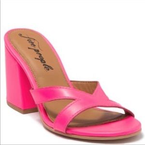 Free People Charlie-V Heels